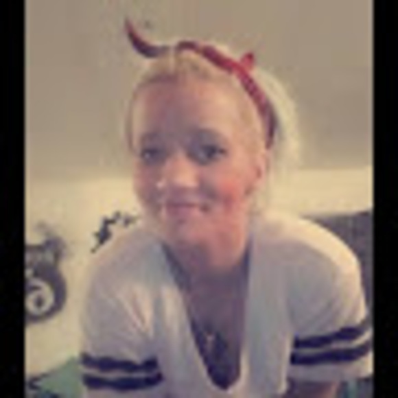 Meet your Posher, Chere - Picture 1 of 1